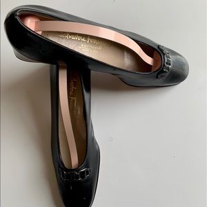 Salvatore Ferragamo Womens Shoes Size 8 AAA